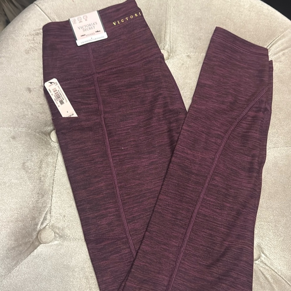 Victoria’s Secret softest legging, ever, Studio 7/8 legging in dark plum, new